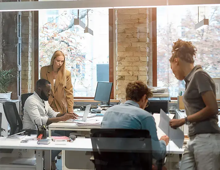 Peple working in an office